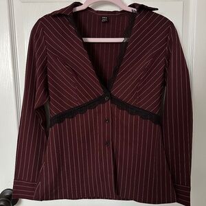 SOLD‼️ burgundy office blouse with lace